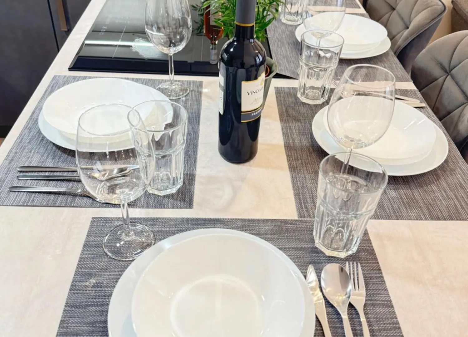 Free Parking - Cozy Apartment Near Vysehrad Railway Bridge Praag