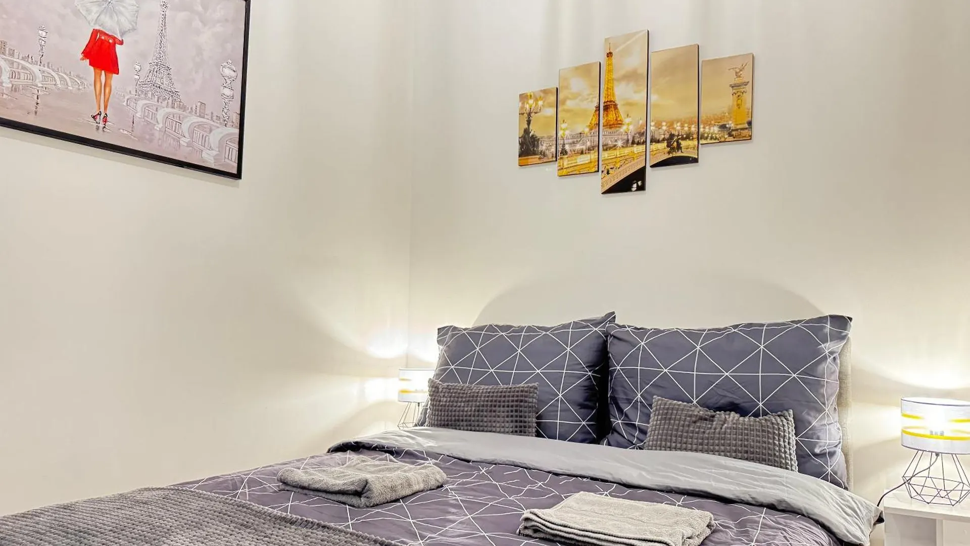 Free Parking - Cozy Apartment Near Vysehrad Railway Bridge Praag